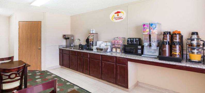 杰斐逊温德姆速8酒店(Super 8 by Wyndham Jefferson)图片