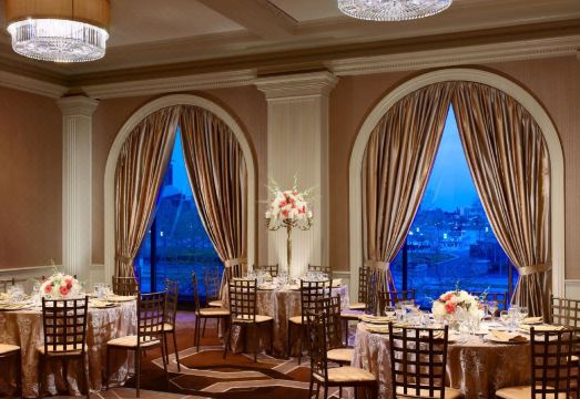 The Royal Sonesta Harbor Court BaltimoreHotel Overview