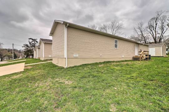 时尚且适合家庭的西平原住宅!(Stylish and Family-Friendly West Plains Home!)