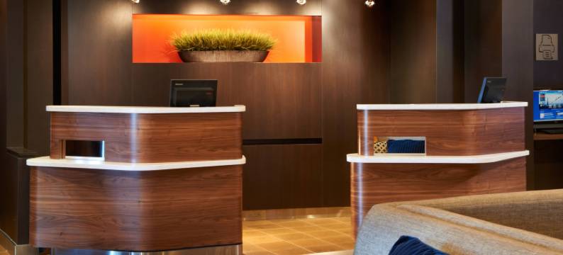 托莱多莫米-箭头万怡酒店(Courtyard Toledo Maumee/Arrowhead)图片