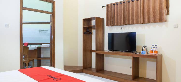 红多兹酒店-近巴鲁兰国家公园(RedDoorz Near Baluran National Park)图片