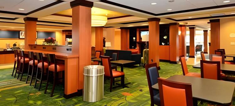 新贝德福德万枫套房酒店(Fairfield Inn & Suites New Bedford)图片