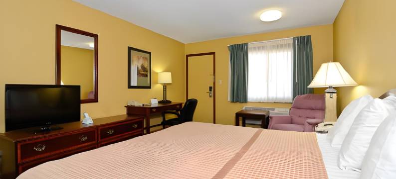 艾奥拉美洲最佳价值酒店(Americas Best Value Inn Iola)图片