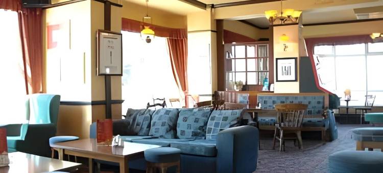 伯恩矛斯科莫多雷酒店 - 格林国王旅馆(Commodore Hotel by Greene King Inns)图片