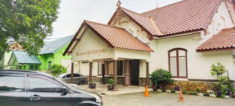 Roemah Djatinegara Powered by Cocotel图片