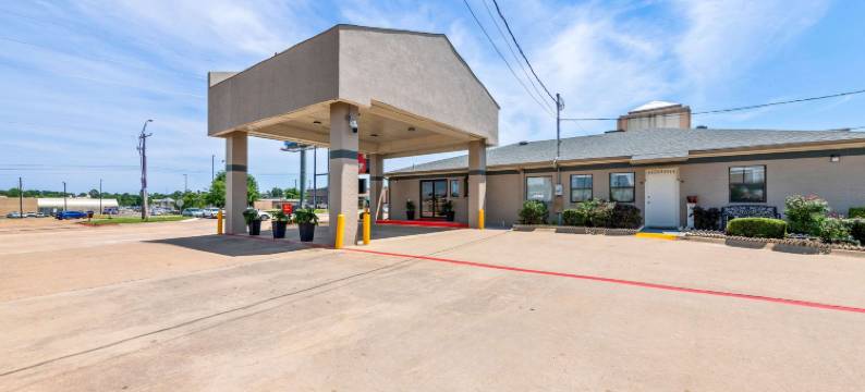 特克萨卡纳I-30伊克诺旅馆(Econo Lodge Texarkana I-30)图片