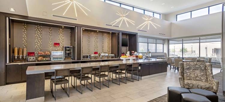 瓦瑞诺宾贝斯特韦斯特优质行政公寓(Best Western Plus Executive Residency Rigbys Water World Hotel)图片
