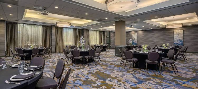 罗利市中心希尔顿逸林酒店(DoubleTree by Hilton Raleigh Midtown)图片