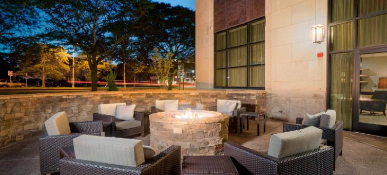 美国尼亚加拉瀑布万怡酒店(Courtyard Niagara Falls, USA)图片