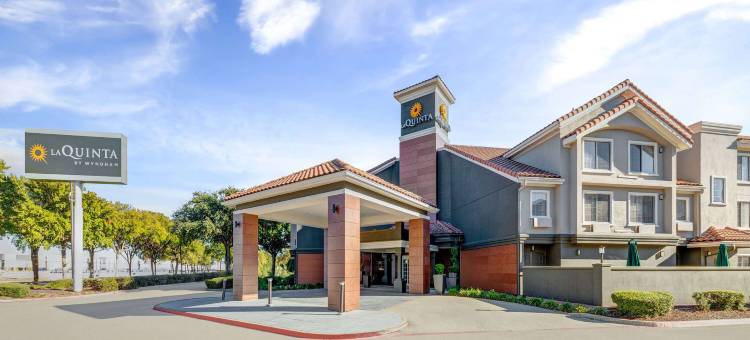 达拉斯DFW机场北拉昆塔温德姆套房酒店(La Quinta Inn & Suites by Wyndham Dallas DFW Airport North)图片