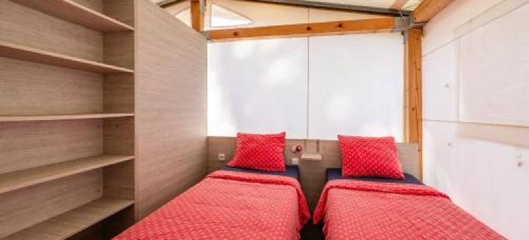 豪华露营地帐篷|洛希尼岛|坎普曲喀特(Glamping Tents | Losinj | Camp Čikat)图片