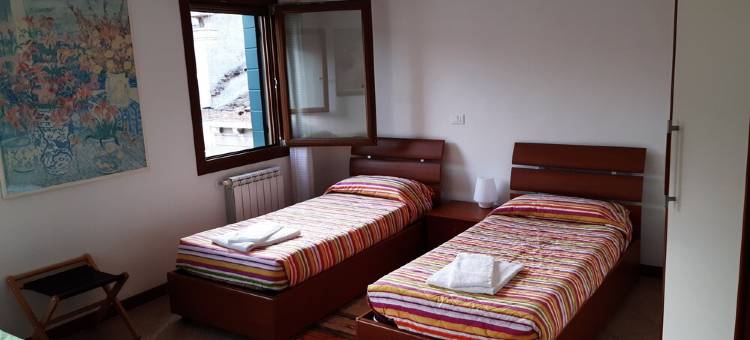 Your home in Venice, 2 bedrooms, 2 bathrooms, WIFI, AC图片