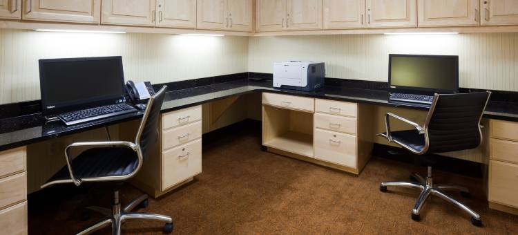 迈诺特欢朋酒店及套房(Hampton Inn & Suites Minot Airport)图片