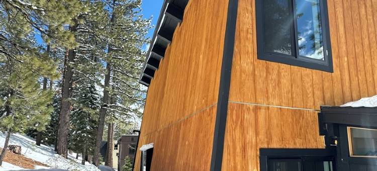 奥林匹克谷帕利塞德斯度假村 & 塔霍城温馨木屋(Cozy Cabin in Olympic Valley, Next to Palisades Resort & Tahoe City)图片