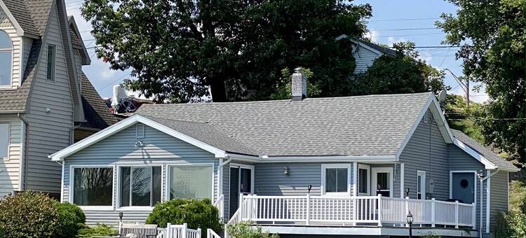 Blue Water Hideaway...Awesome renovation...Incredible River Views...Free Wifi图片