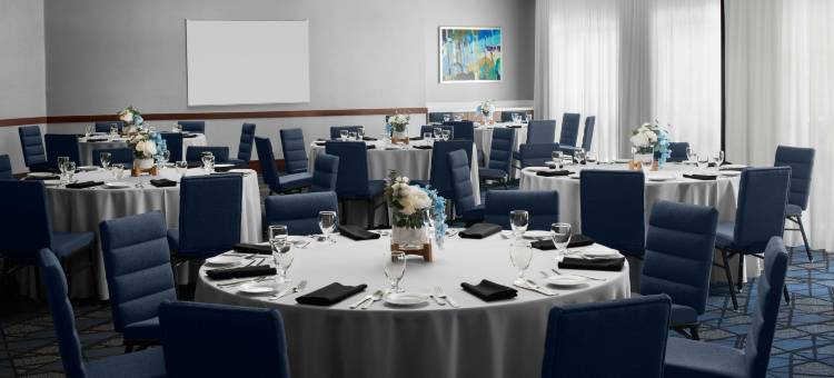 洛杉矶伯班克机场万怡酒店(Courtyard Los Angeles Burbank Airport)图片