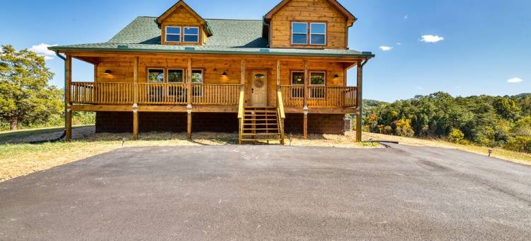 Two Cabins!  Sleeps 24, Themed Bunk Rooms for the Kids, Hot Tubs, Mountain Views图片