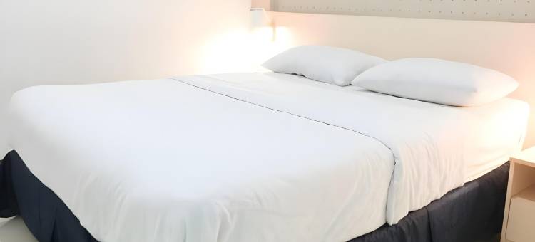 特库乌玛尔之家-美特拉红门酒店(Rumah Teuku Umar Mitra RedDoorz)图片