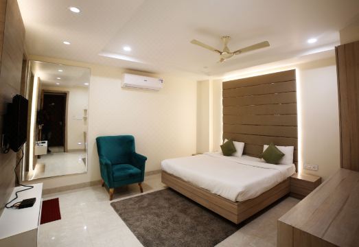 Hotel Avantika Hotel Overview