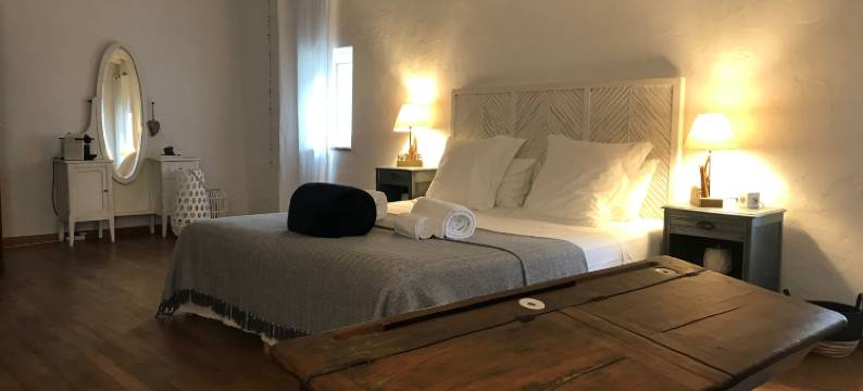 黄金鹅卵石(Les Cailloux Dorés)图片