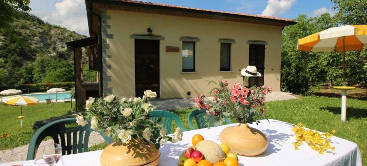 设有泳池和山景的马尔凯公寓(Apartment in Marche with Pool and Mountain Views)图片