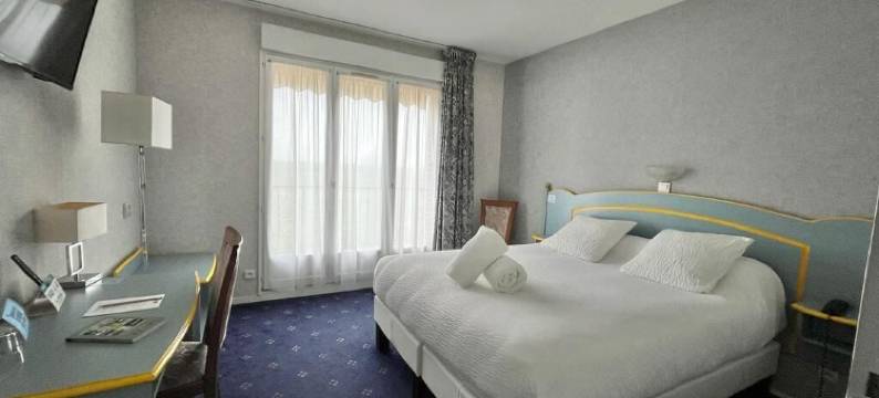 Logis酒店苏利城堡(Logis Hôtel Sully le Château)图片