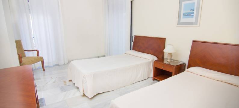 公园广场套房公寓酒店(Park Plaza Suites Apartamentos)图片