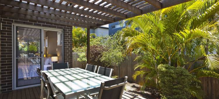 后甲板酒店(Quarterdecks Retreat)图片