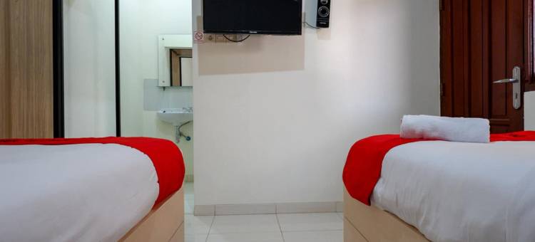 阿伦阿伦库杜斯附近的红多兹丝 2(RedDoorz Near Alun Alun Kudus 2)图片