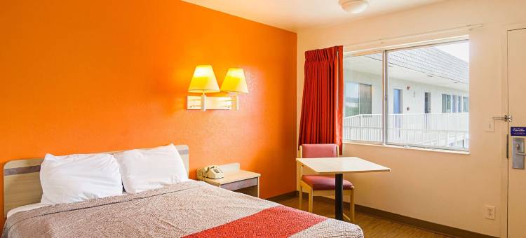 拉勒米6号汽车旅馆(Motel 6 Laramie, WY)图片