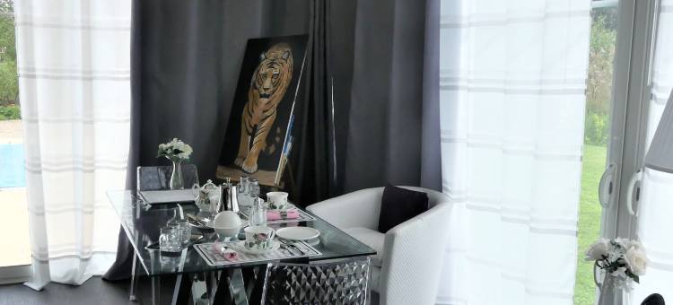 布朗切皮耶雷民宿(Chambre d'hôte Blanche Pierre B&B)图片