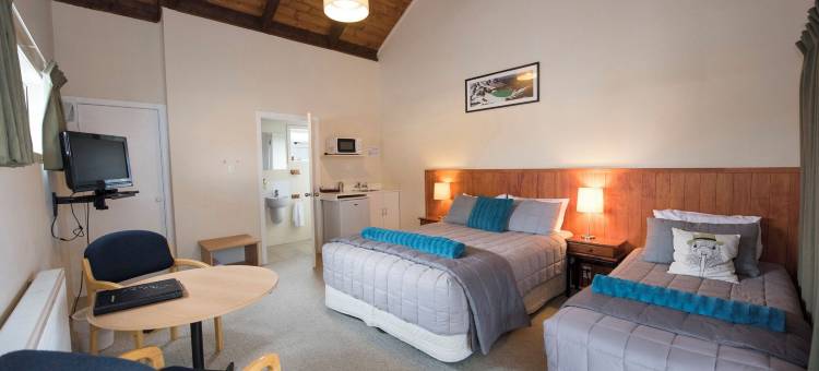 冒险住宿汽车旅馆及穿越汤加里罗国家公园活动(Adventure Lodge and Motels and Tongariro Crossing Track Transport)图片
