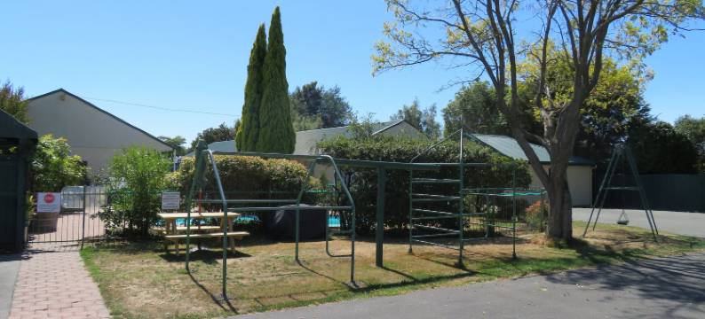 科莫多尔庭院汽车旅馆(Commodore Court Motel)图片