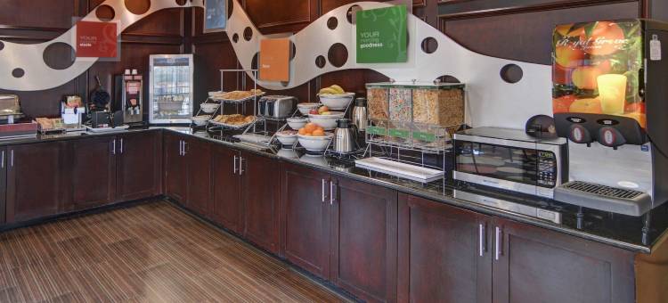 基尔戈舒适套房酒店(Comfort Suites Kilgore)图片