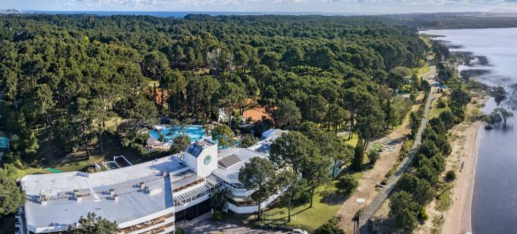 艺术湖高尔夫球度假村酒店(Hotel del Lago Golf & Art Resort)图片