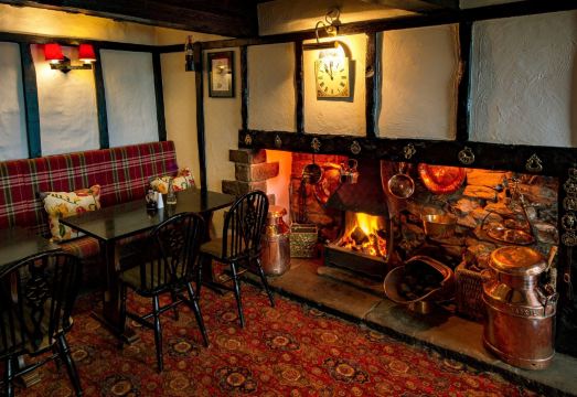 The Barrel Inn Hotel Overview