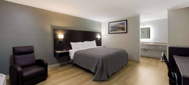 塔拉哈西大学附近凯艺酒店(Quality Inn Tallahassee Near University)图片