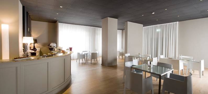 科尔塔酒店(Hotel la Corte)图片