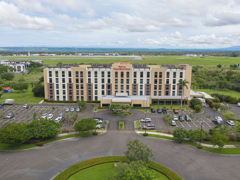 希尔顿花园酒店-利韦里亚机场