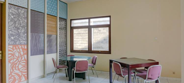 红多兹酒店-近日惹城购物中心4号(RedDoorz Near Jogja City Mall 4)图片