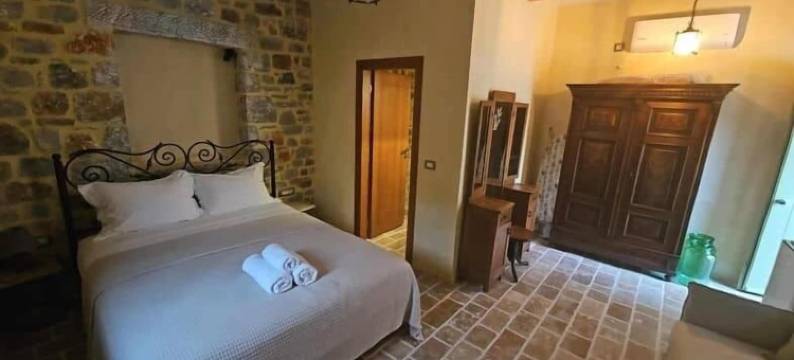 阿拉皮斯客房及套房(Arapis Rooms & Suites)图片