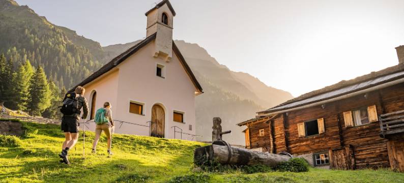 施特拉瑟维特酒店(Strasserwirt - Ansitz zu Tirol)图片