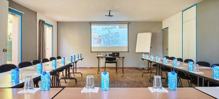 埃夫勒基里亚德直达酒店(Kyriad Direct Evreux)图片