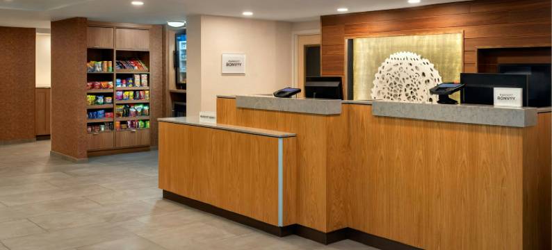 波士顿图克斯伯里/安多弗万枫酒店(Fairfield Inn Boston Tewksbury/Andover)图片