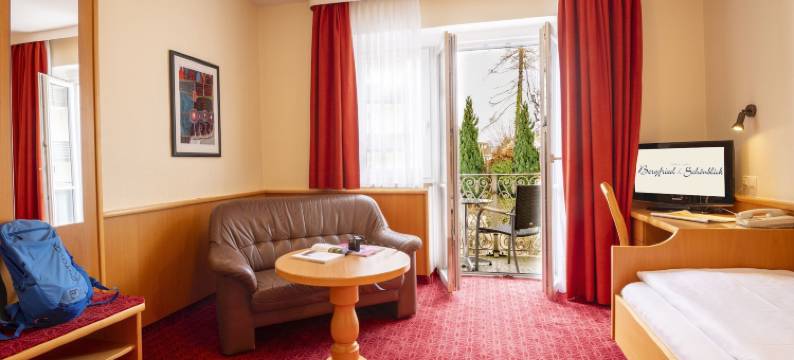 酒店伯格弗里德舒恩布里克酒店(Hotel Bergfried & Schönblick)图片