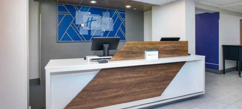 Holiday Inn Express 的SAULT科技教育。玛丽(Holiday Inn Express SAULT STE. MARIE by IHG)图片