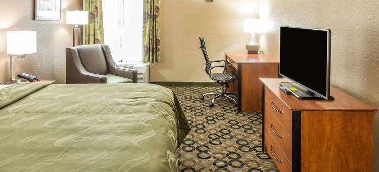 哥伦布西希利亚德凯艺套房酒店(Quality Inn & Suites Columbus West - Hilliard)图片