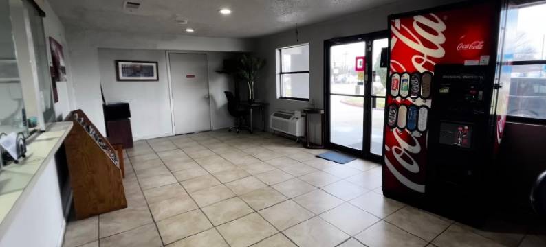 豪华旅馆汽车旅馆 OYO 大草原州际公路30号(Deluxe Inn Motel By Oyo Grand Prairie Interstate 30)图片