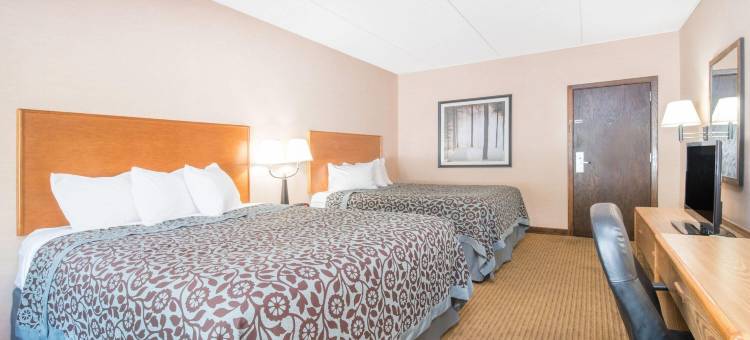 德卢斯湖畔漫步戴斯酒店(Days Inn by Wyndham Duluth Lakewalk)图片