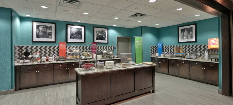 阿尔伯克基机场欢朋套房酒店(Hampton Inn & Suites Albuquerque/Airport)图片